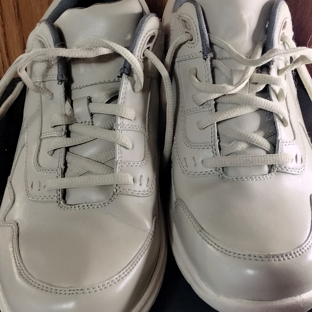 Men's Classic Grey Core  Sneakers Clean Walking